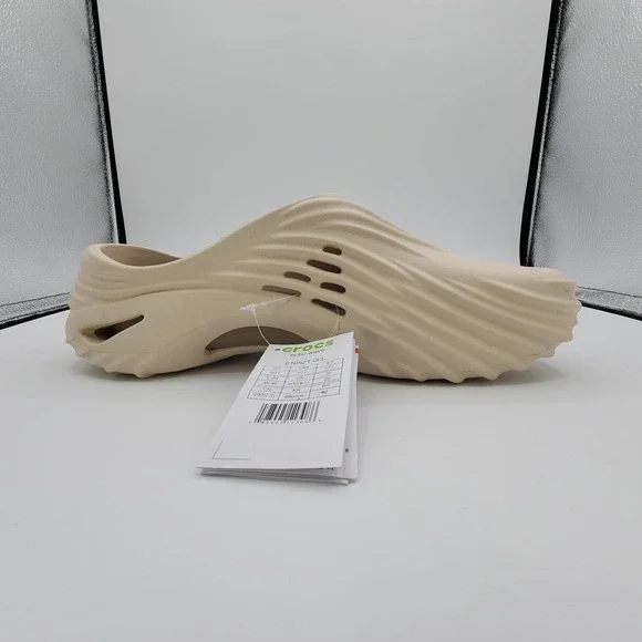 Crocs Echo Wave Shoes Mens Size 11 Almond Tint‎ Clog 210521-0LL NEW in Box